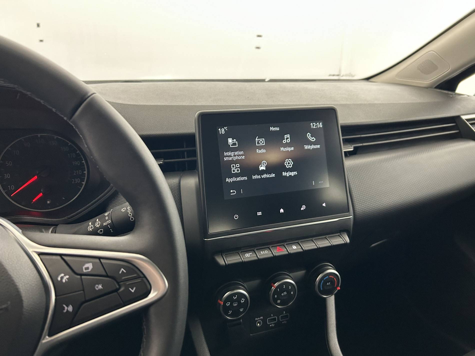 Vente en ligne Renault Clio 5 Clio TCe 90 au prix de 14 190 €