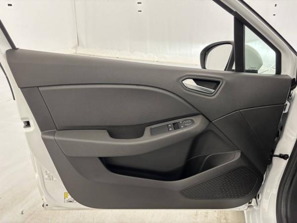 Vente en ligne Renault Clio 5 Clio TCe 100 GPL - 21N au prix de 13 950 €