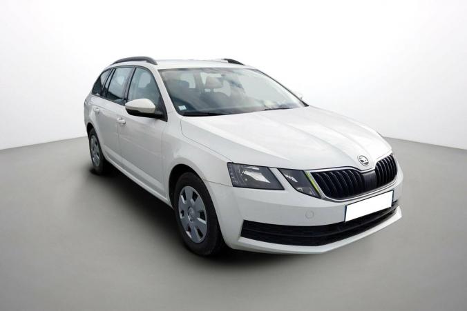 Vente en ligne Skoda Octavia Combi  1.6 TDI 116 ch SCR FAP au prix de 13 900 €