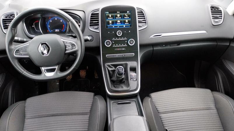 Vente en ligne Renault Scenic 4 Scenic Blue dCi 120 au prix de 17 950 €