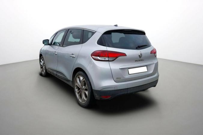 Vente en ligne Renault Scenic 4 Scenic Blue dCi 120 au prix de 17 950 €