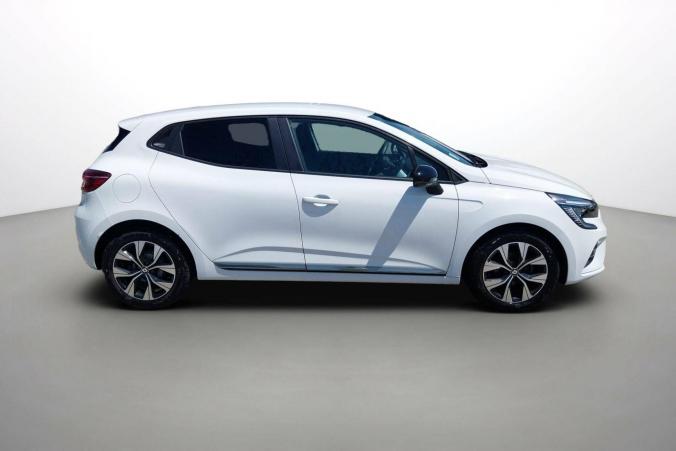 Vente en ligne Renault Clio 5 Clio TCe 90 au prix de 15 600 €