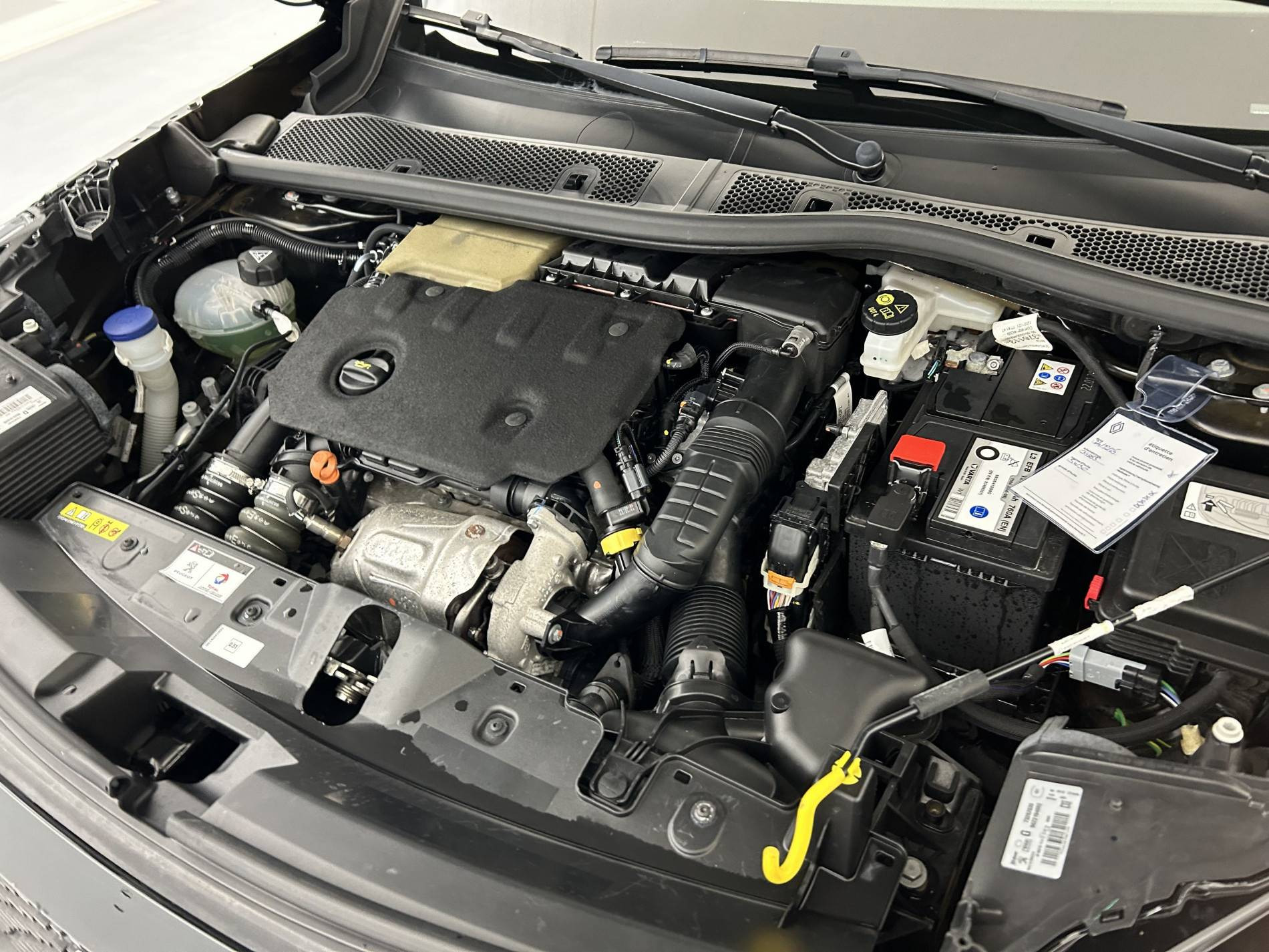 Vente en ligne Peugeot 2008  BlueHDi 110 S&S BVM6 au prix de 15 650 €