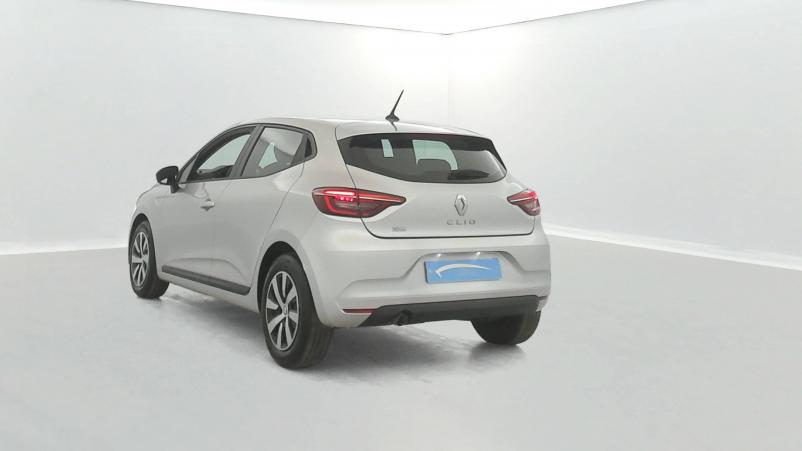 Vente en ligne Renault Clio 5 Clio TCe 90 au prix de 15 390 €