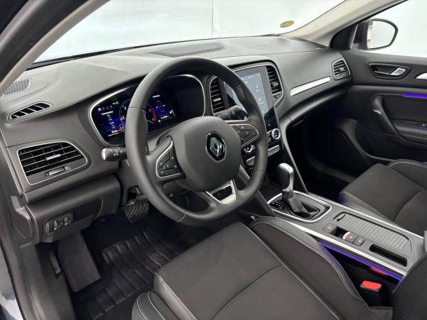 Vente en ligne Renault Megane 4  Blue dCi 115 EDC au prix de 22 990 €