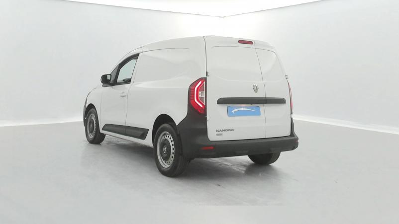 Vente en ligne Renault Kangoo Van  BLUE DCI 95 au prix de 17 100 €