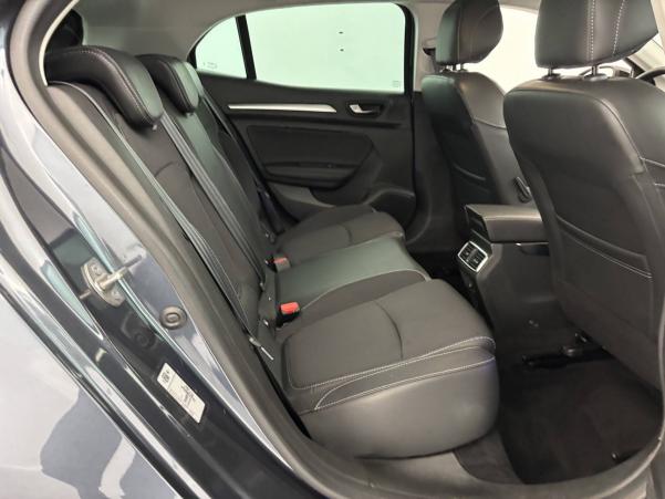 Vente en ligne Renault Megane 4  Blue dCi 115 EDC au prix de 22 990 €