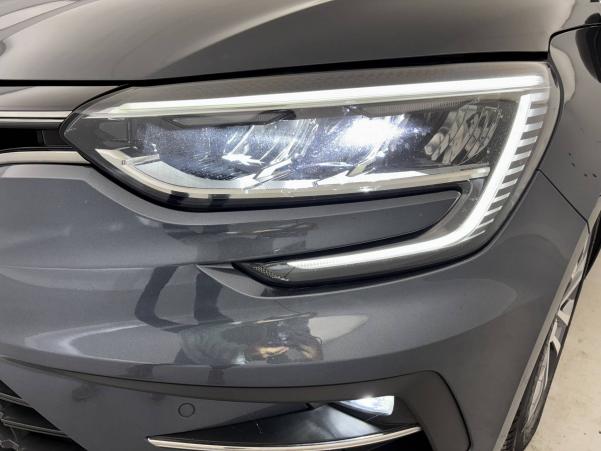 Vente en ligne Renault Megane 4  Blue dCi 115 EDC au prix de 22 990 €
