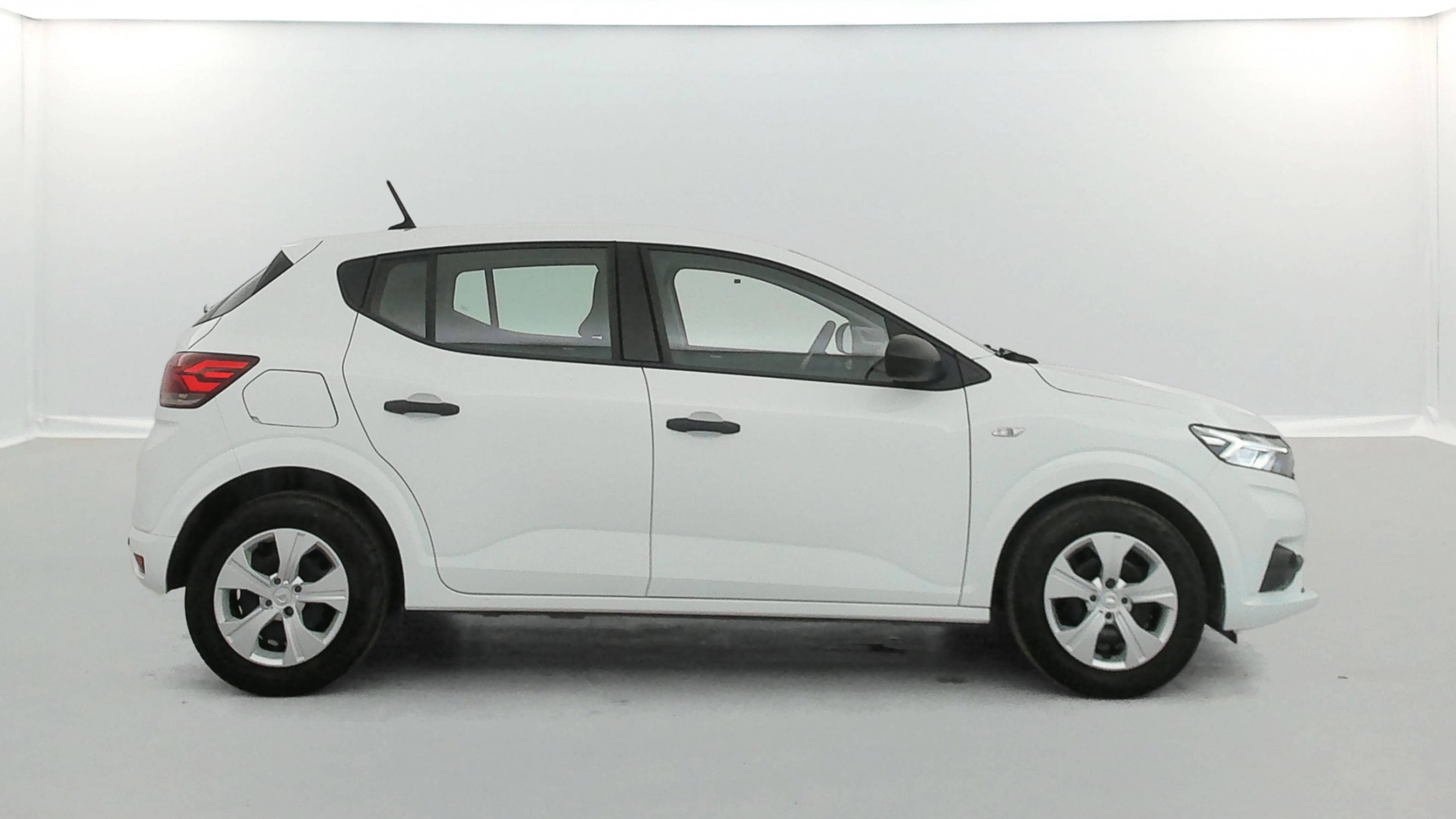 Vente en ligne Dacia Sandero  SCe 65 - 22 au prix de 10 900 €