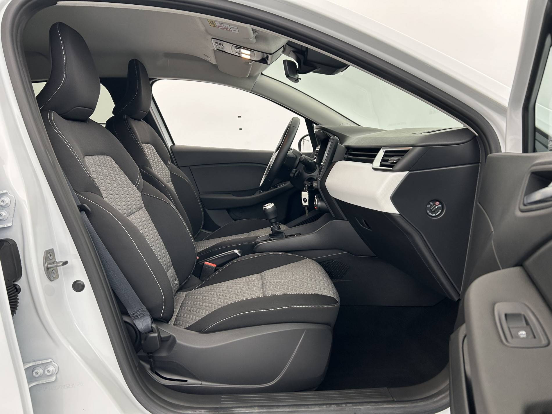 Vente en ligne Renault Clio 5 Clio Blue dCi 100 au prix de 14 850 €