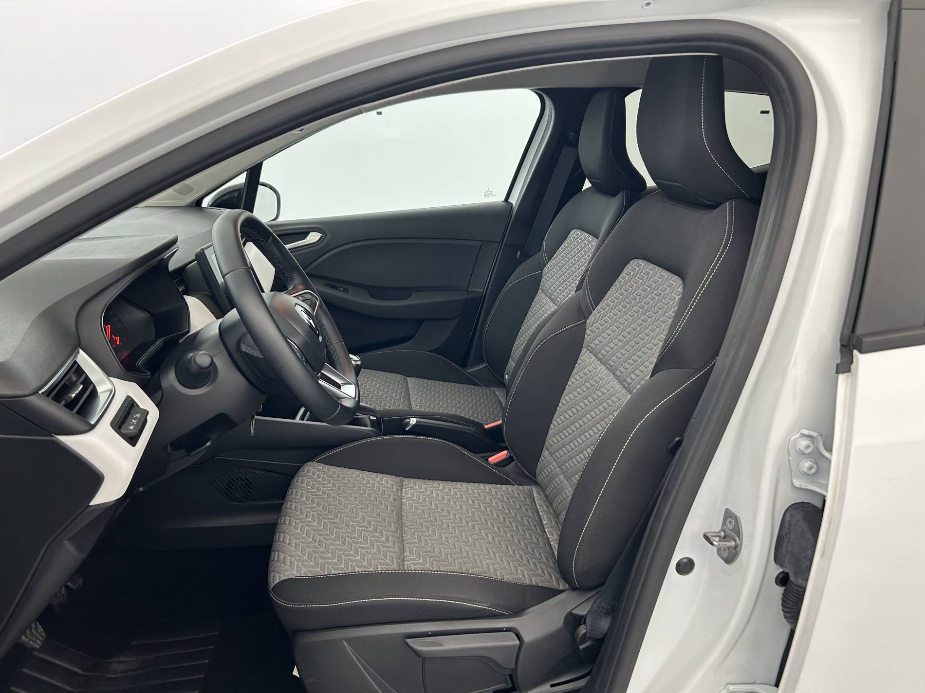 Vente en ligne Renault Clio 5 Clio Blue dCi 100 au prix de 14 850 €