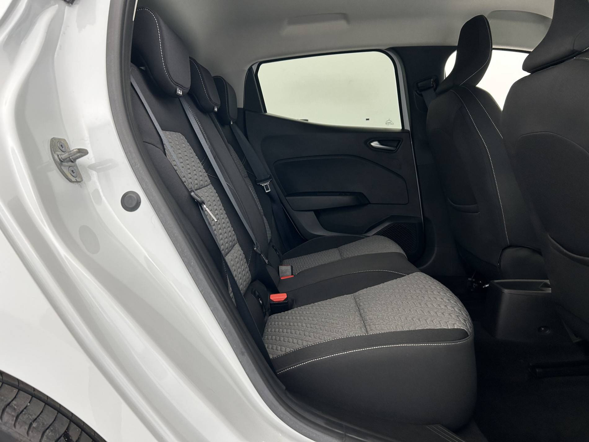 Vente en ligne Renault Clio 5 Clio Blue dCi 100 au prix de 14 850 €