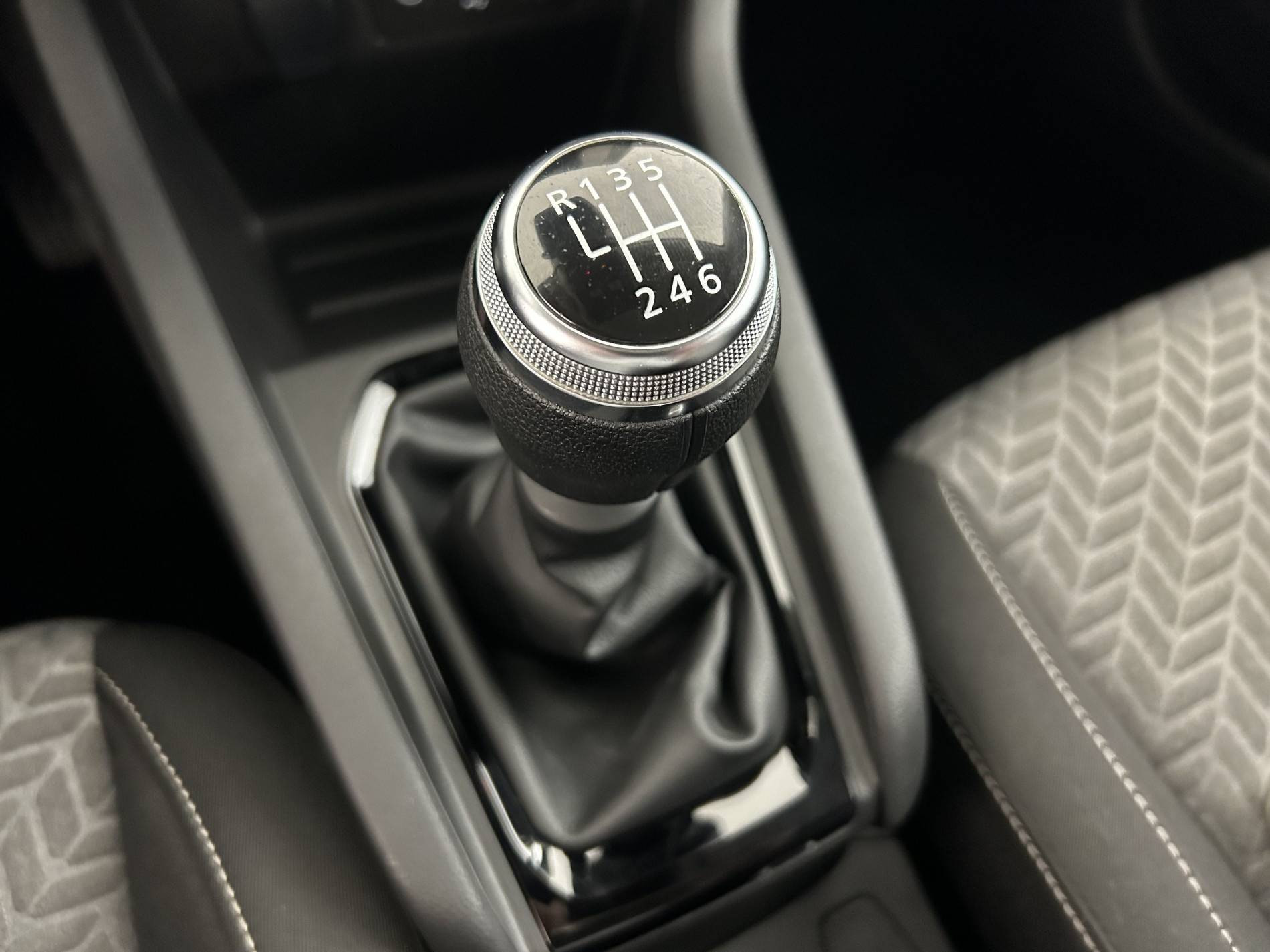 Vente en ligne Renault Clio 5 Clio Blue dCi 100 au prix de 14 850 €