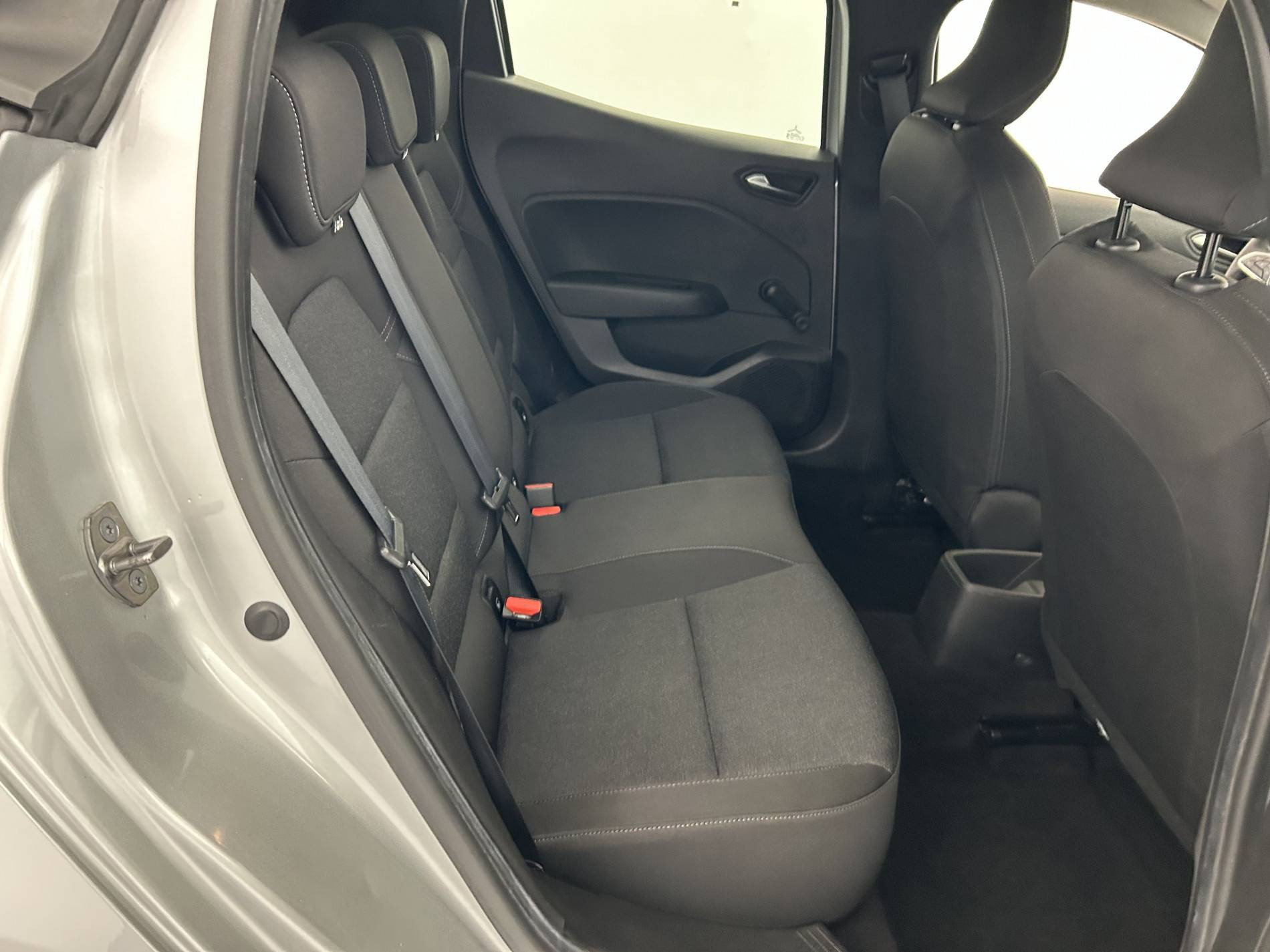 Vente en ligne Renault Clio 5 Clio TCe 90 au prix de 14 350 €