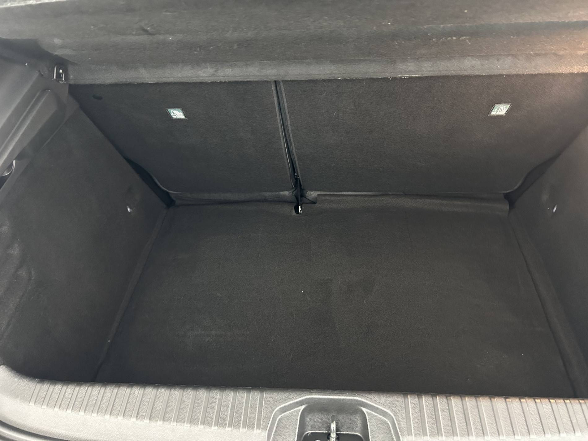 Vente en ligne Renault Clio 5 Clio TCe 90 - 21N au prix de 13 950 €