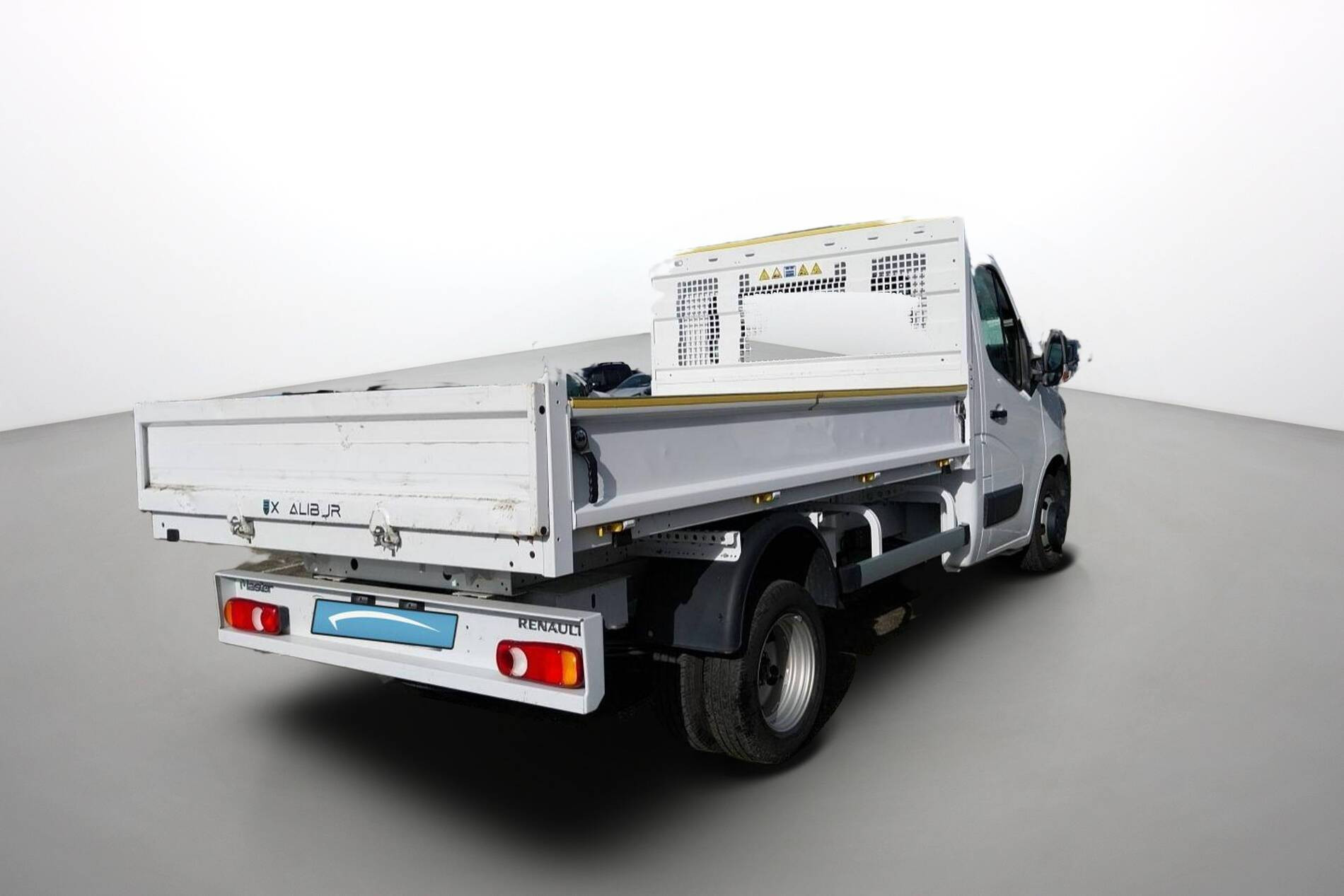 Vente en ligne Renault Master 3 Châssis Cabine MASTER CC PROP RJ3500 L2 PAFC BLUE DCI 130 EURO VI au prix de 33 300 €