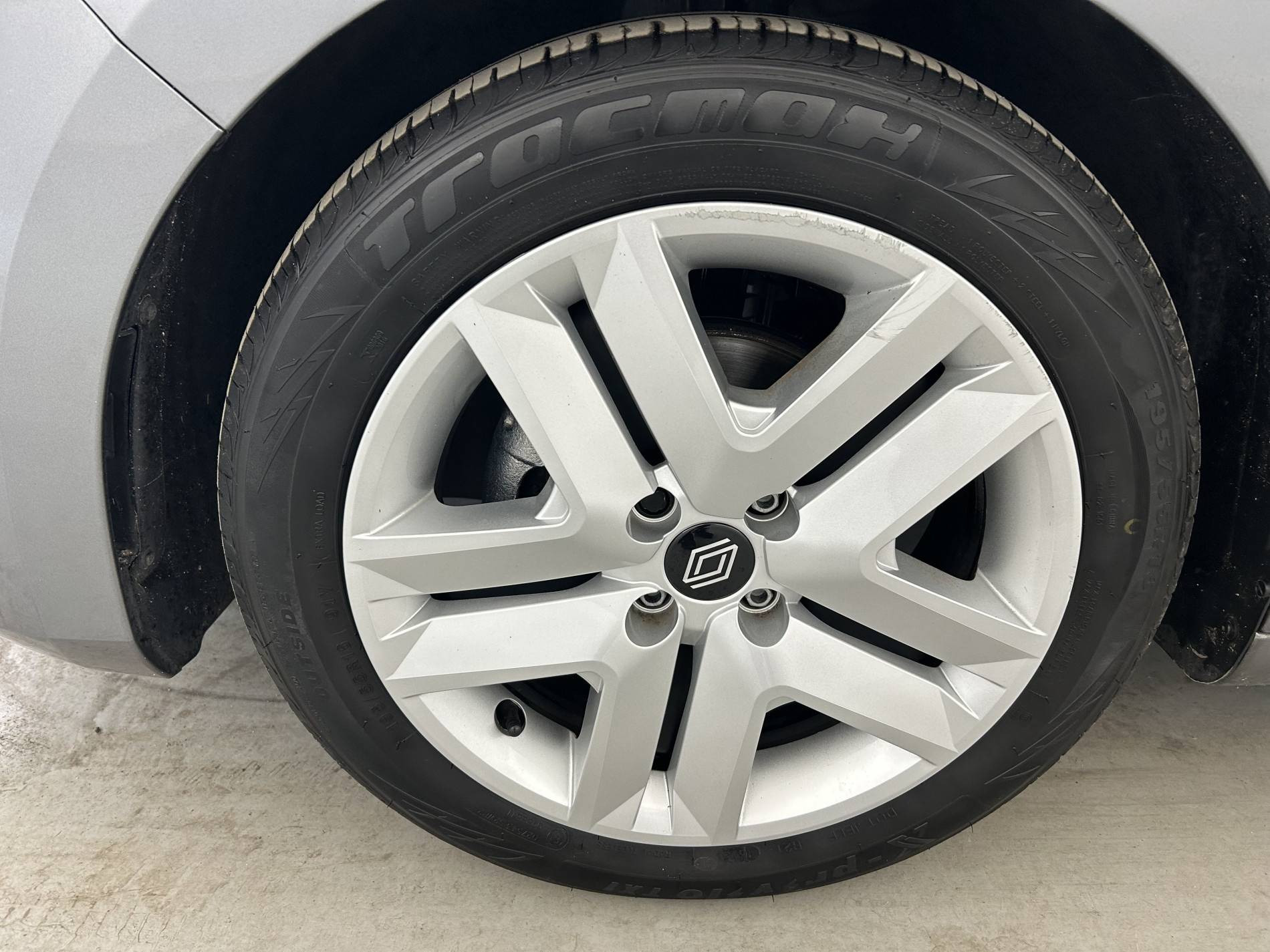 Vente en ligne Renault Clio 5 Clio TCe 100 GPL au prix de 14 500 €