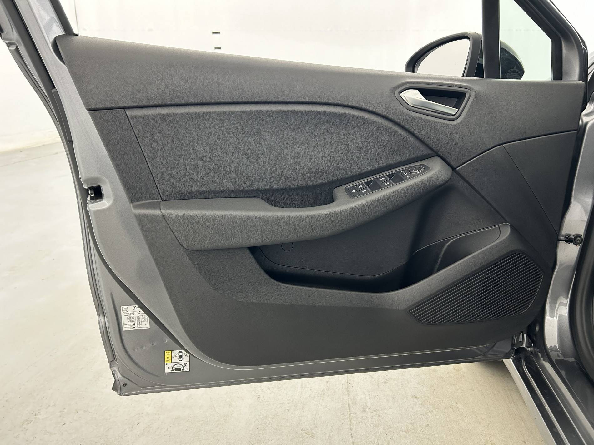 Vente en ligne Renault Clio 5 Clio TCe 100 GPL au prix de 14 500 €