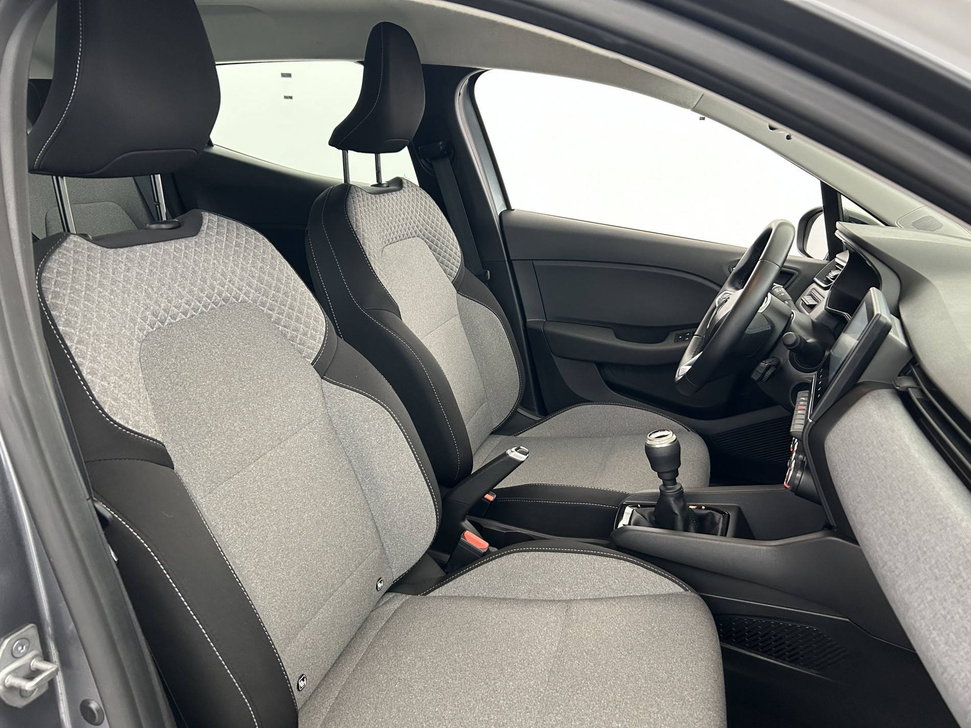 Vente en ligne Renault Clio 5 Clio TCe 100 GPL au prix de 14 500 €