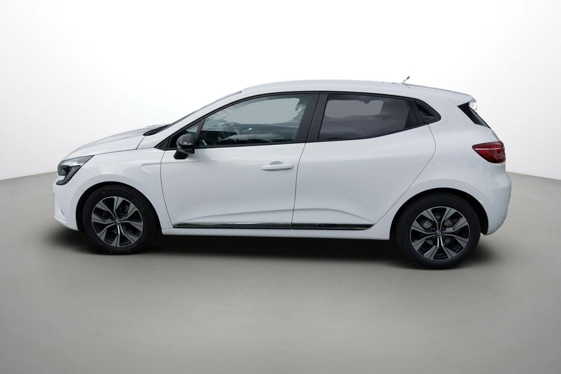 Vente en ligne Renault Clio 5 Clio Blue dCi 100 au prix de 14 800 €