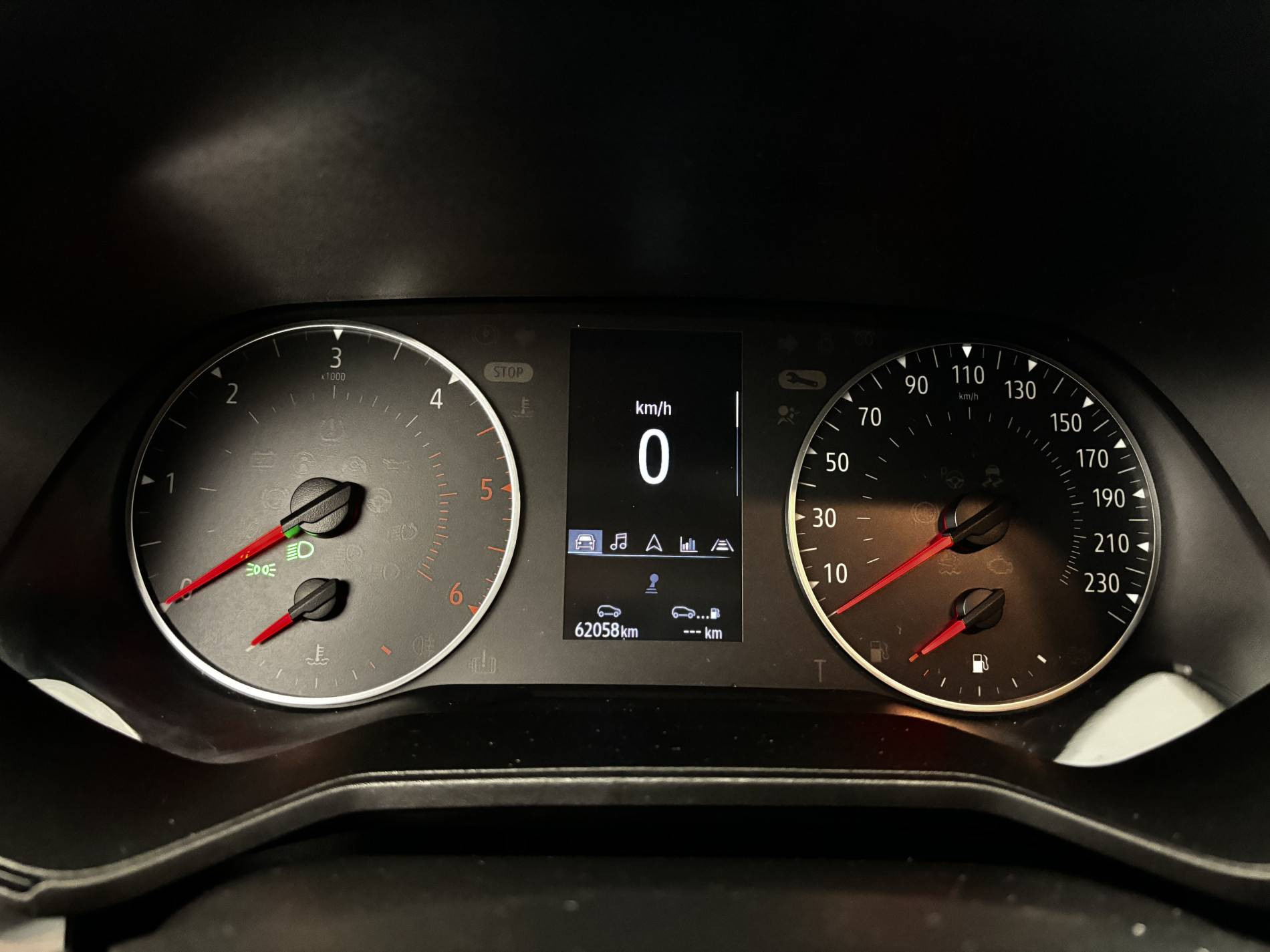 Vente en ligne Renault Clio 5 Clio Blue dCi 100 au prix de 14 800 €