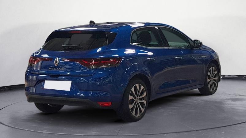 Vente en ligne Renault Megane 4  Blue dCi 115 EDC au prix de 26 490 €