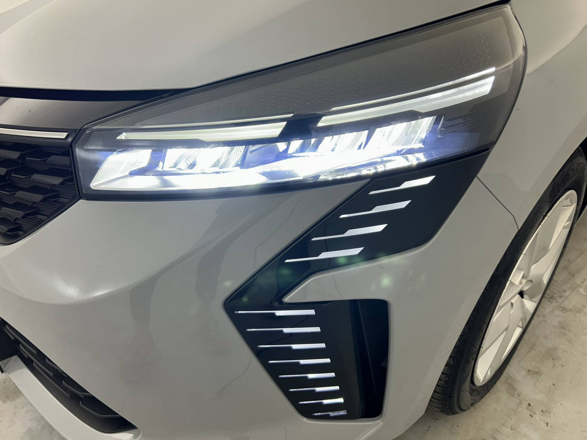 Vente en ligne Renault Clio 5 Clio TCe 90 ch GSR2 au prix de 15 800 €