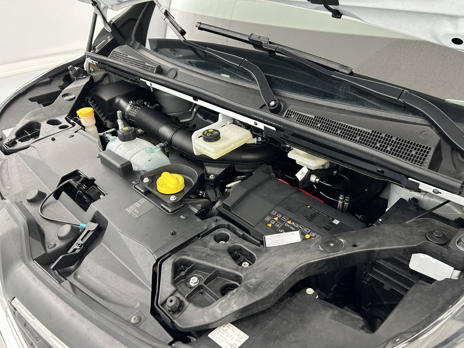 Vente en ligne Renault Trafic 3 Fourgon TRAFIC FGN CONFORT L1H1 3T BLUE DCI 130 au prix de 24 840 €