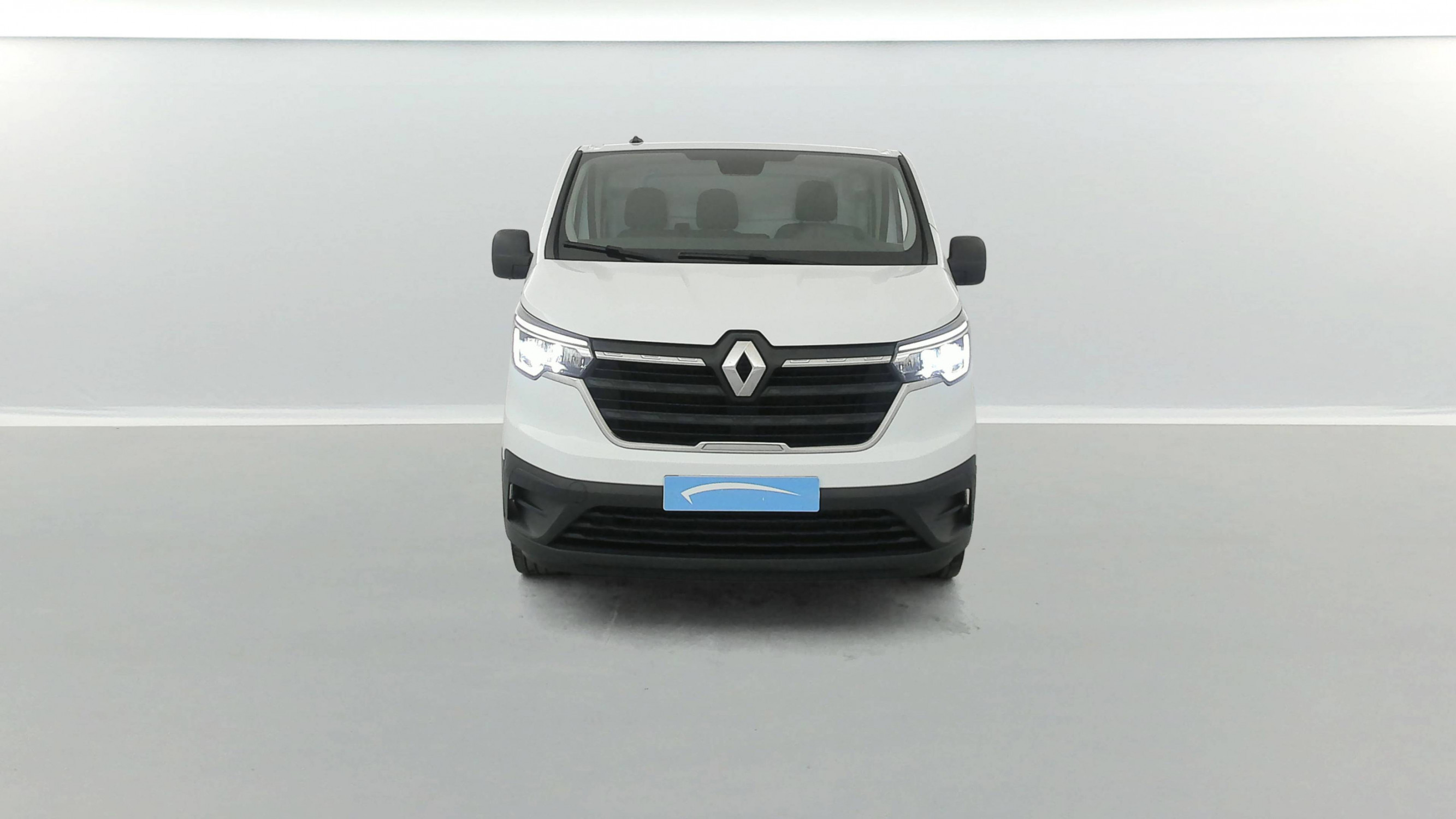 Vente en ligne Renault Trafic 3 Fourgon TRAFIC FGN CONFORT L1H1 3T BLUE DCI 130 au prix de 24 840 €