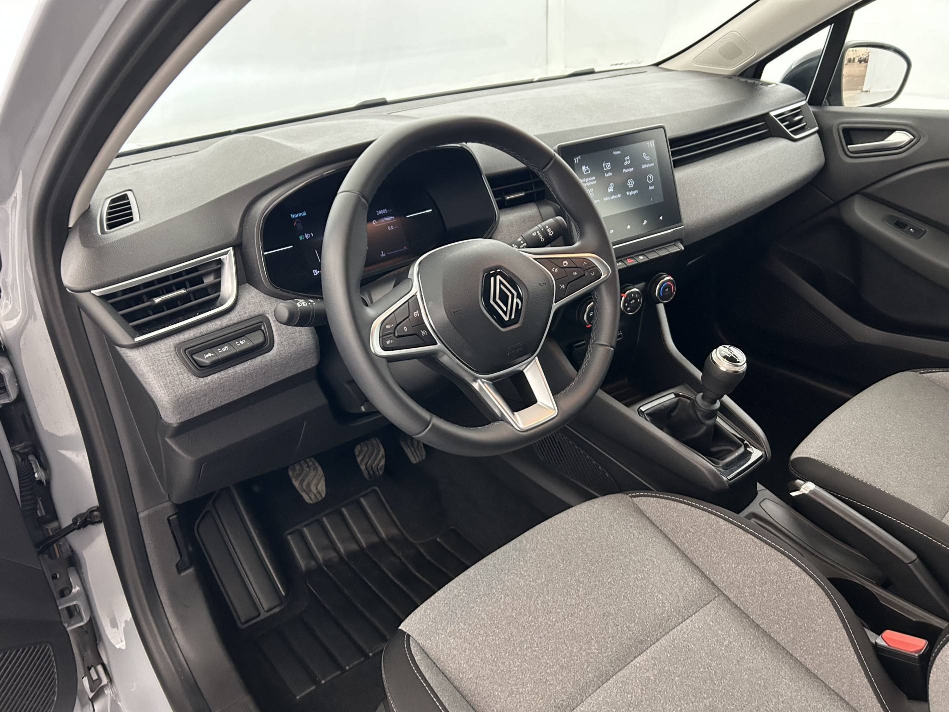 Vente en ligne Renault Clio 5 Clio TCe 90 ch GSR2 au prix de 15 800 €