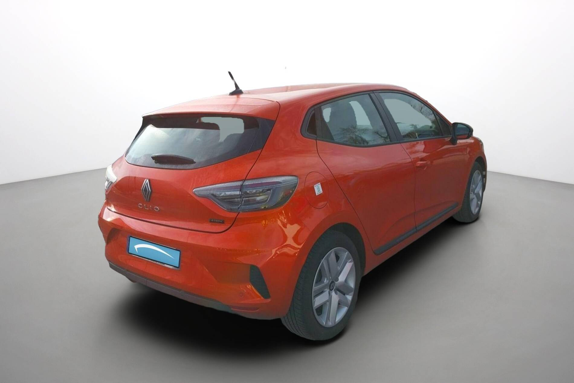 Vente en ligne Renault Clio 5 Clio E-Tech full hybrid 145 au prix de 19 900 €