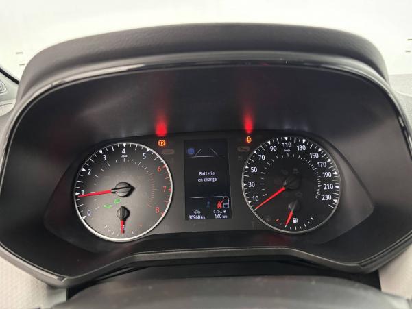 Vente en ligne Renault Clio 5 Clio TCe 90 - 21N au prix de 14 950 €