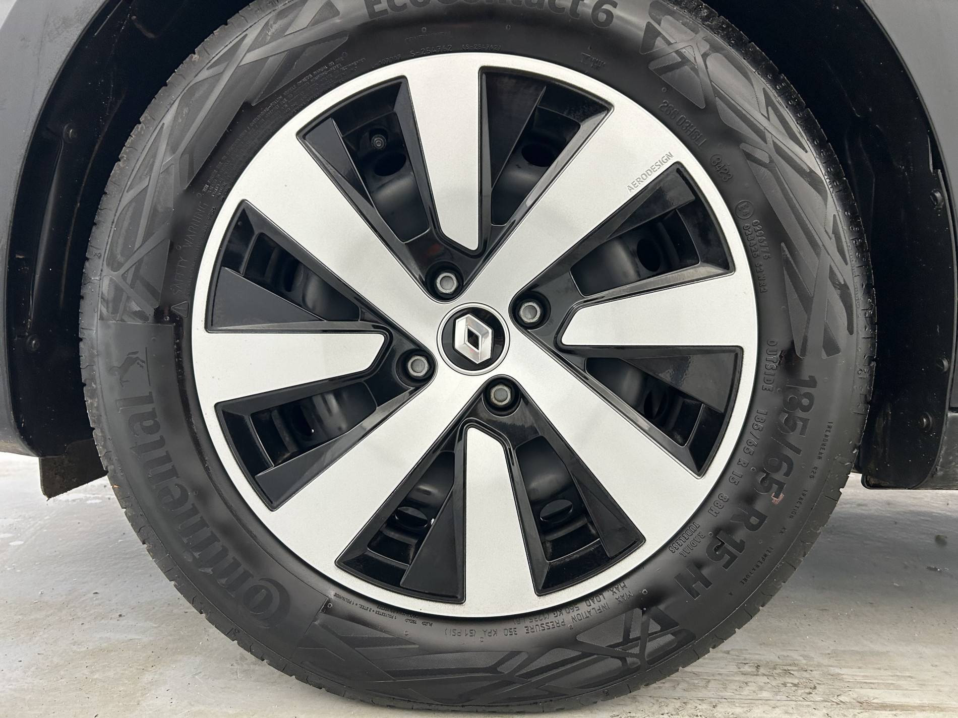 Vente en ligne Renault Clio 5 Clio TCe 90 au prix de 14 350 €