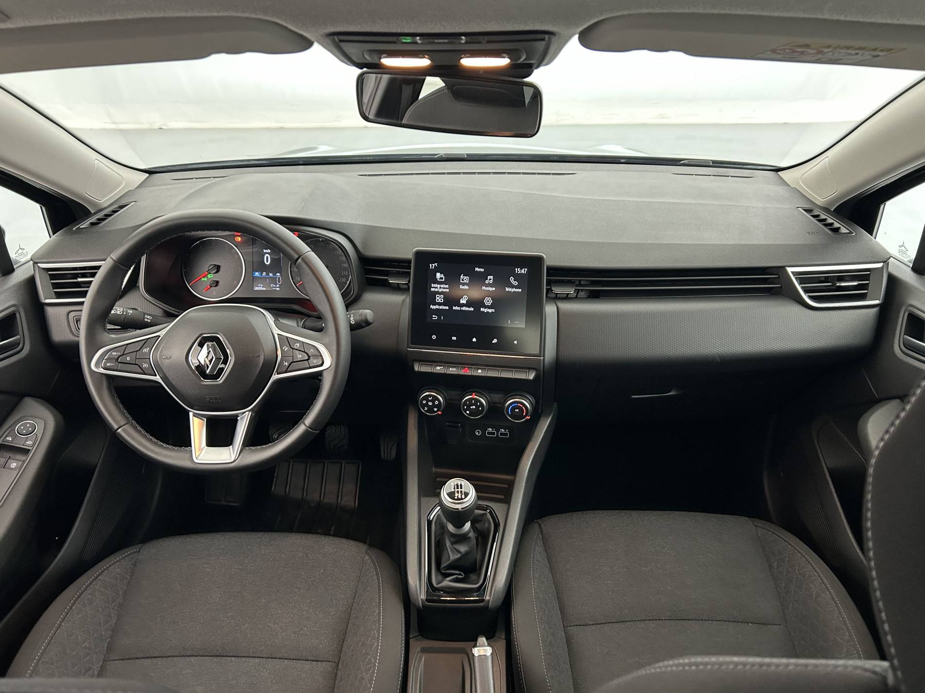 Vente en ligne Renault Clio 5 Clio TCe 90 au prix de 14 350 €