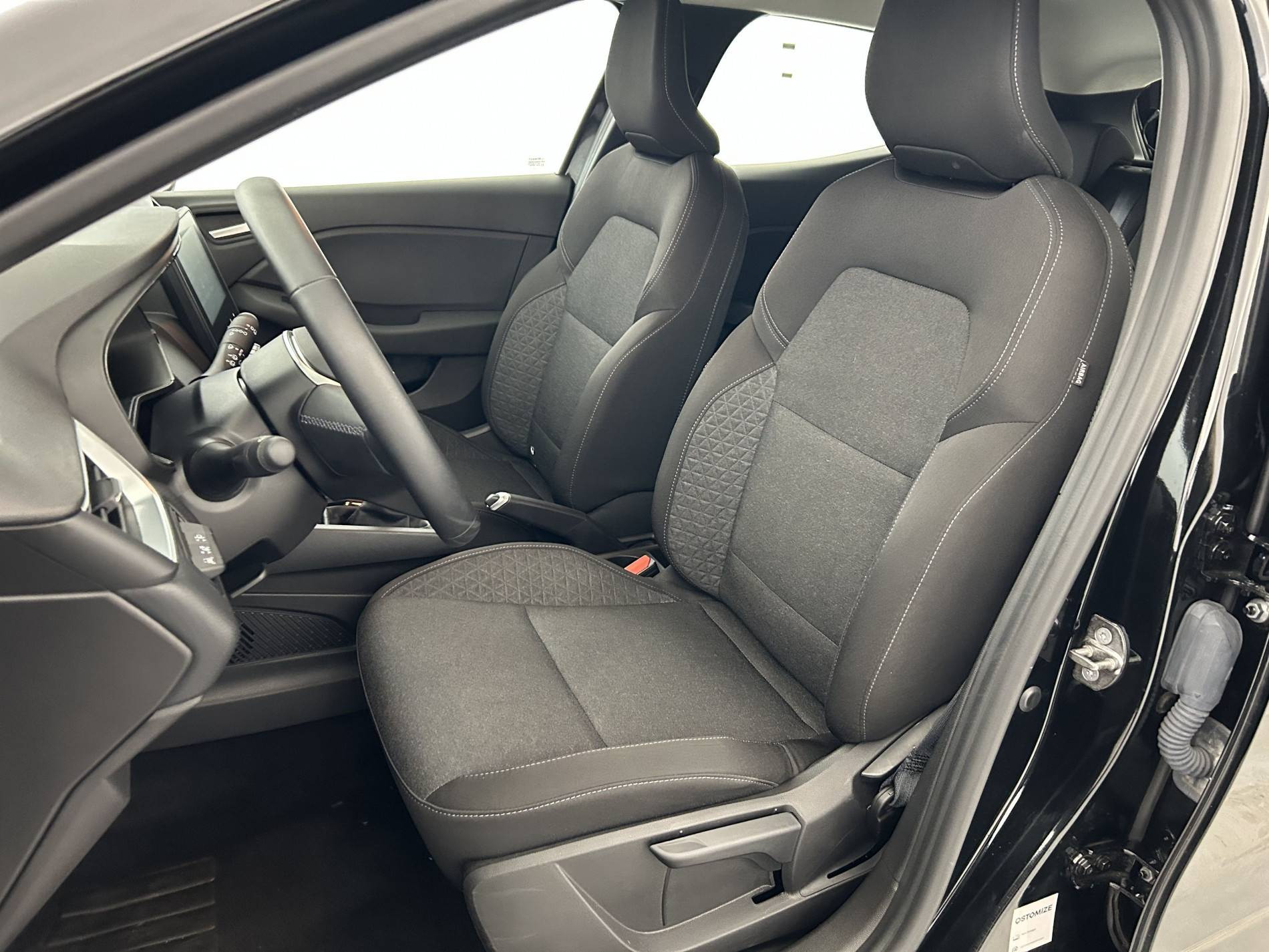 Vente en ligne Renault Clio 5 Clio TCe 90 au prix de 14 350 €