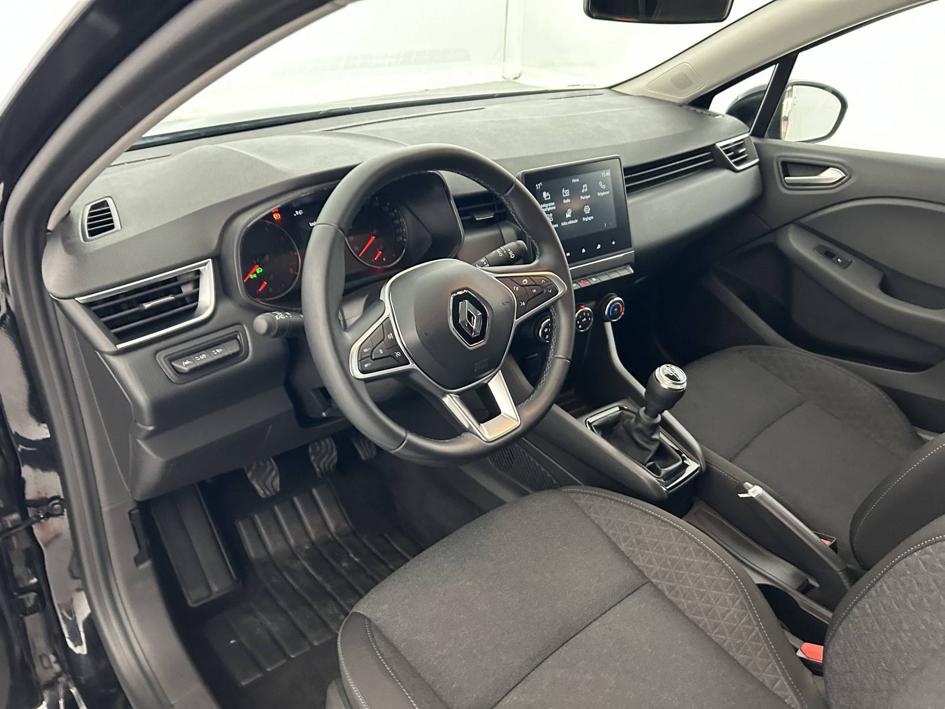 Vente en ligne Renault Clio 5 Clio TCe 90 au prix de 14 350 €