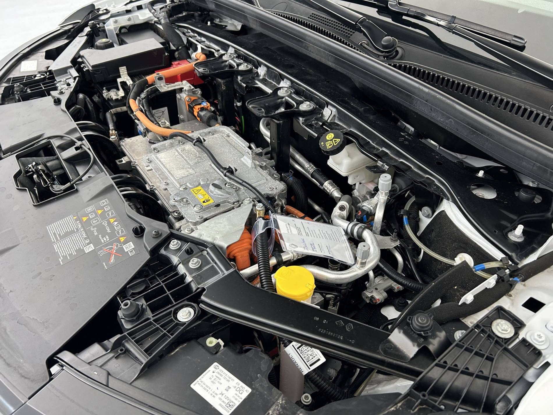 Vente en ligne Renault Megane E-Tech  130 ch autonomie confort GSR2 au prix de 20 000 €