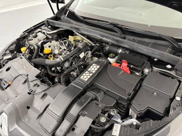 Vente en ligne Renault Megane 4  TCe 140 au prix de 17 950 €