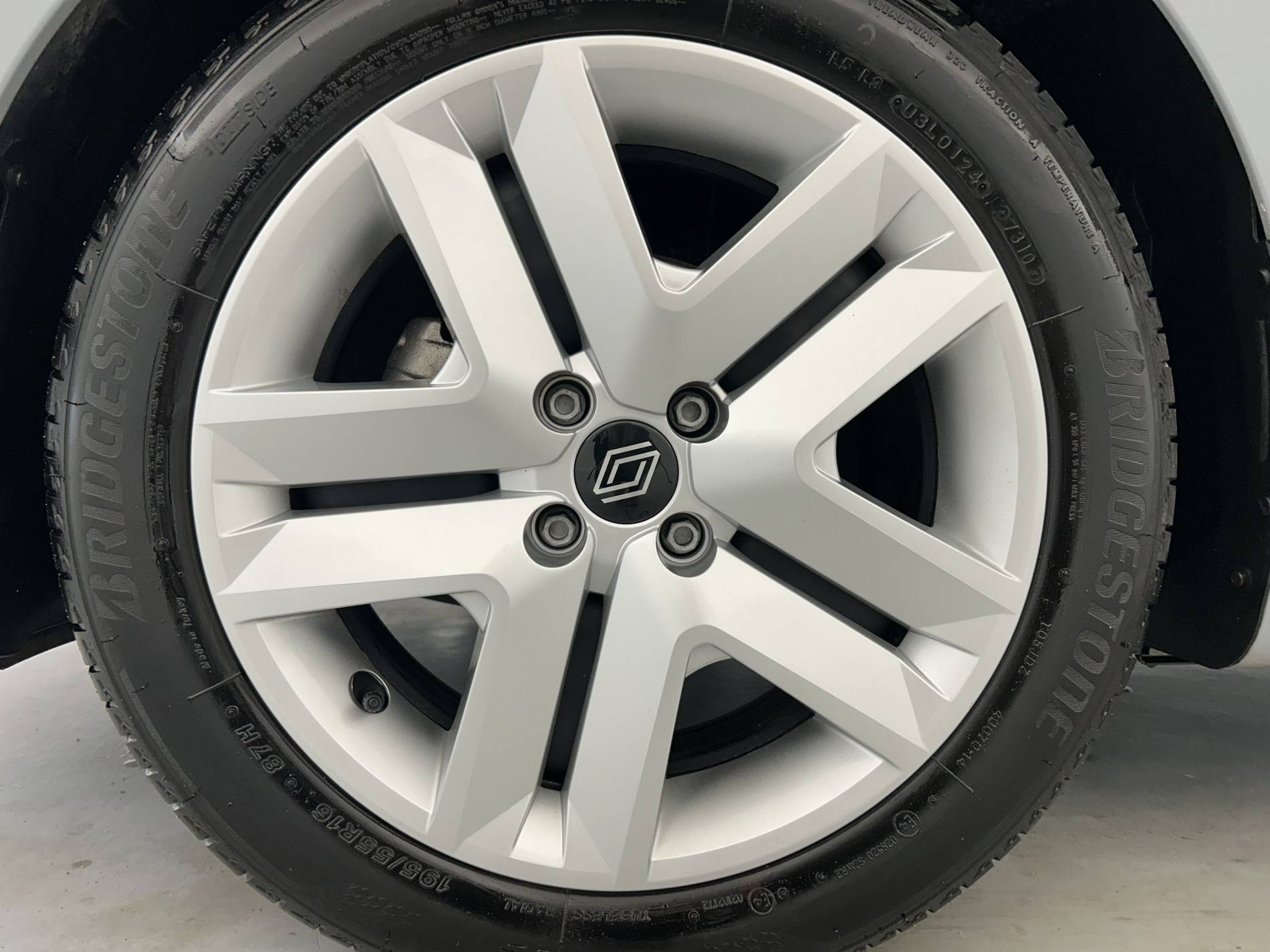 Vente en ligne Renault Clio 5 Clio TCe 90 ch GSR2 au prix de 15 800 €