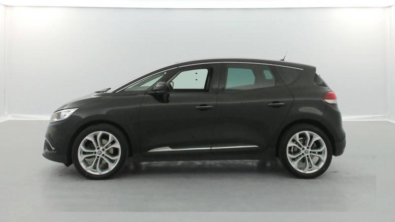 Vente en ligne Renault Scenic 4 Scenic Blue dCi 120 EDC au prix de 16 900 €