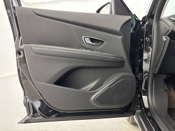 Vente en ligne Renault Scenic 4 Scenic Blue dCi 120 EDC au prix de 16 900 €