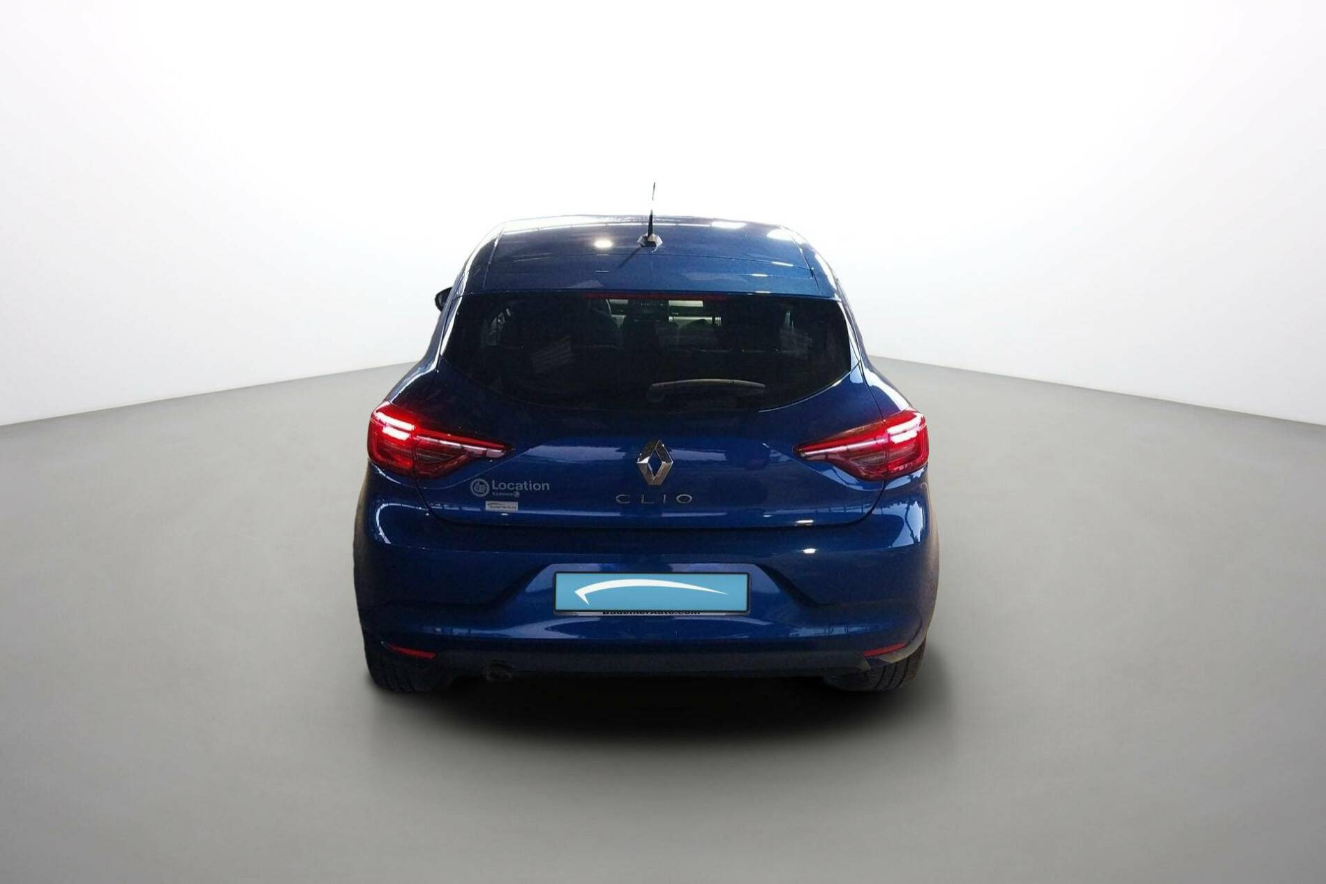 Vente en ligne Renault Clio 5 Clio TCe 90 au prix de 15 350 €