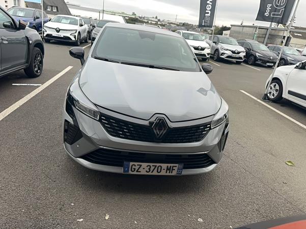 Vente en ligne Renault Clio 5 Clio E-Tech full hybrid 145 au prix de 26 100 €