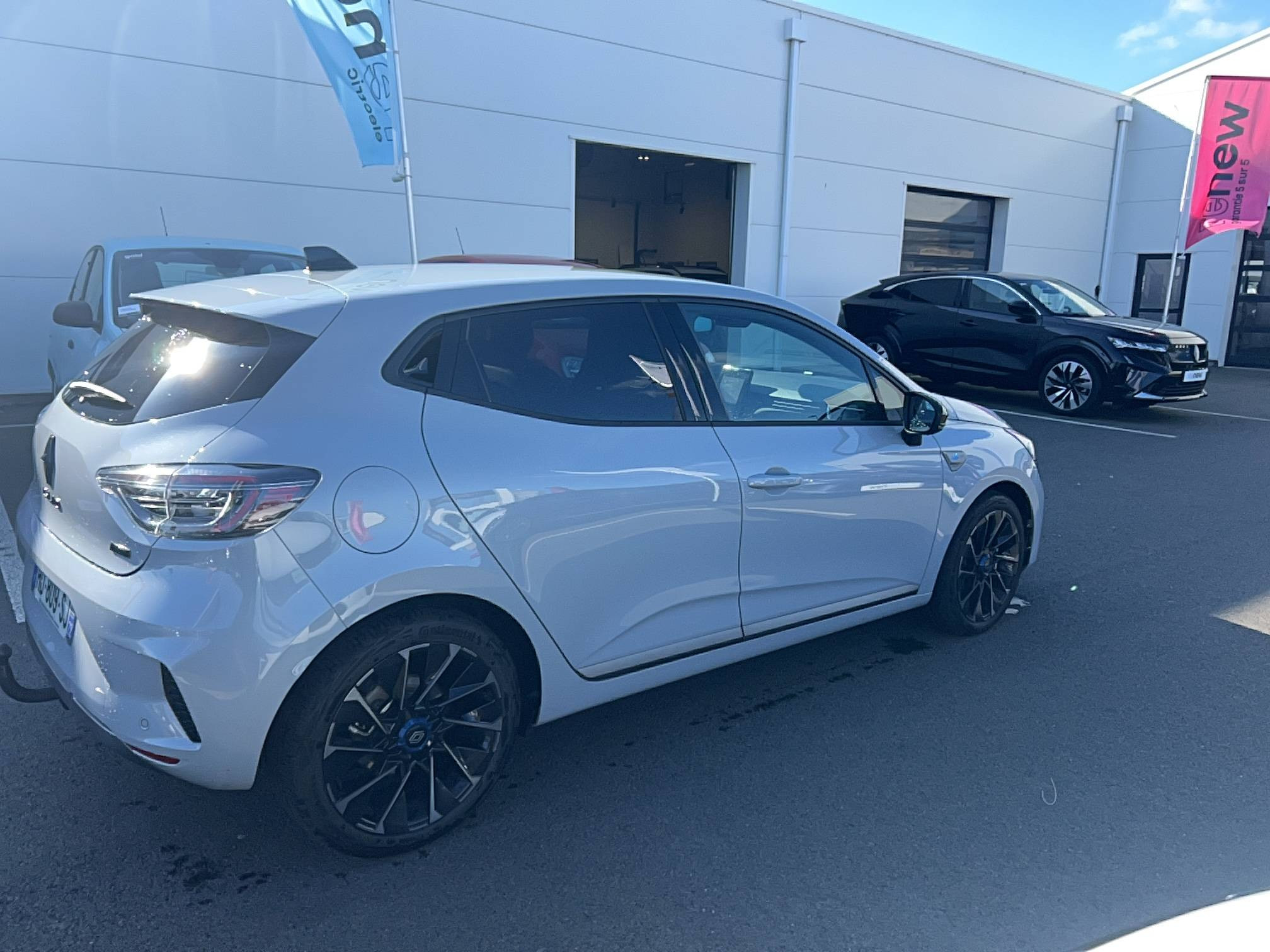 Vente en ligne Renault Clio 5 Clio E-Tech full hybrid 145 ch GSR2 au prix de 23 990 €