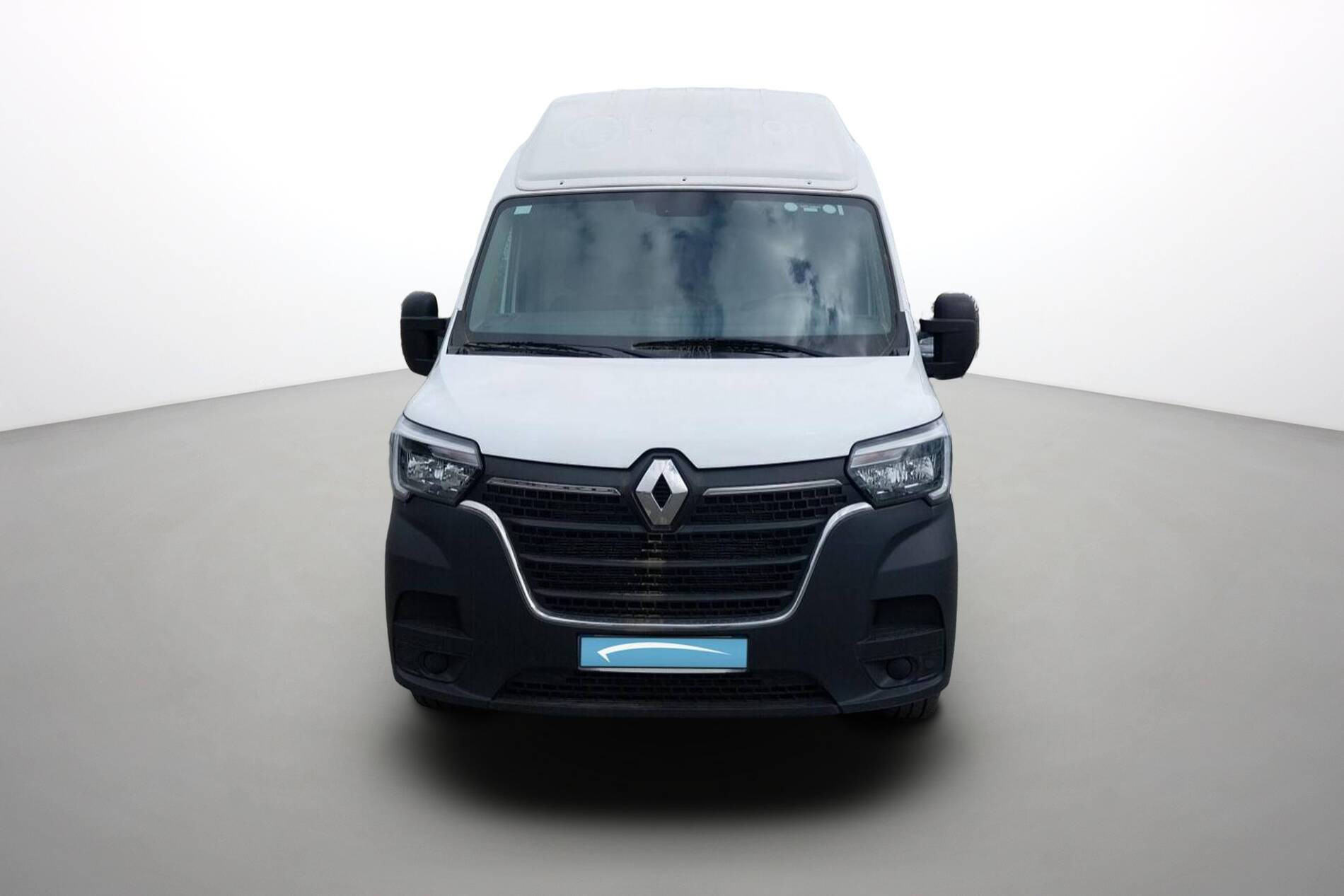 Vente en ligne Renault Master Fourgon MASTER FGN TRAC F3500 L3H3 BLUE DCI 135 au prix de 29 400 €