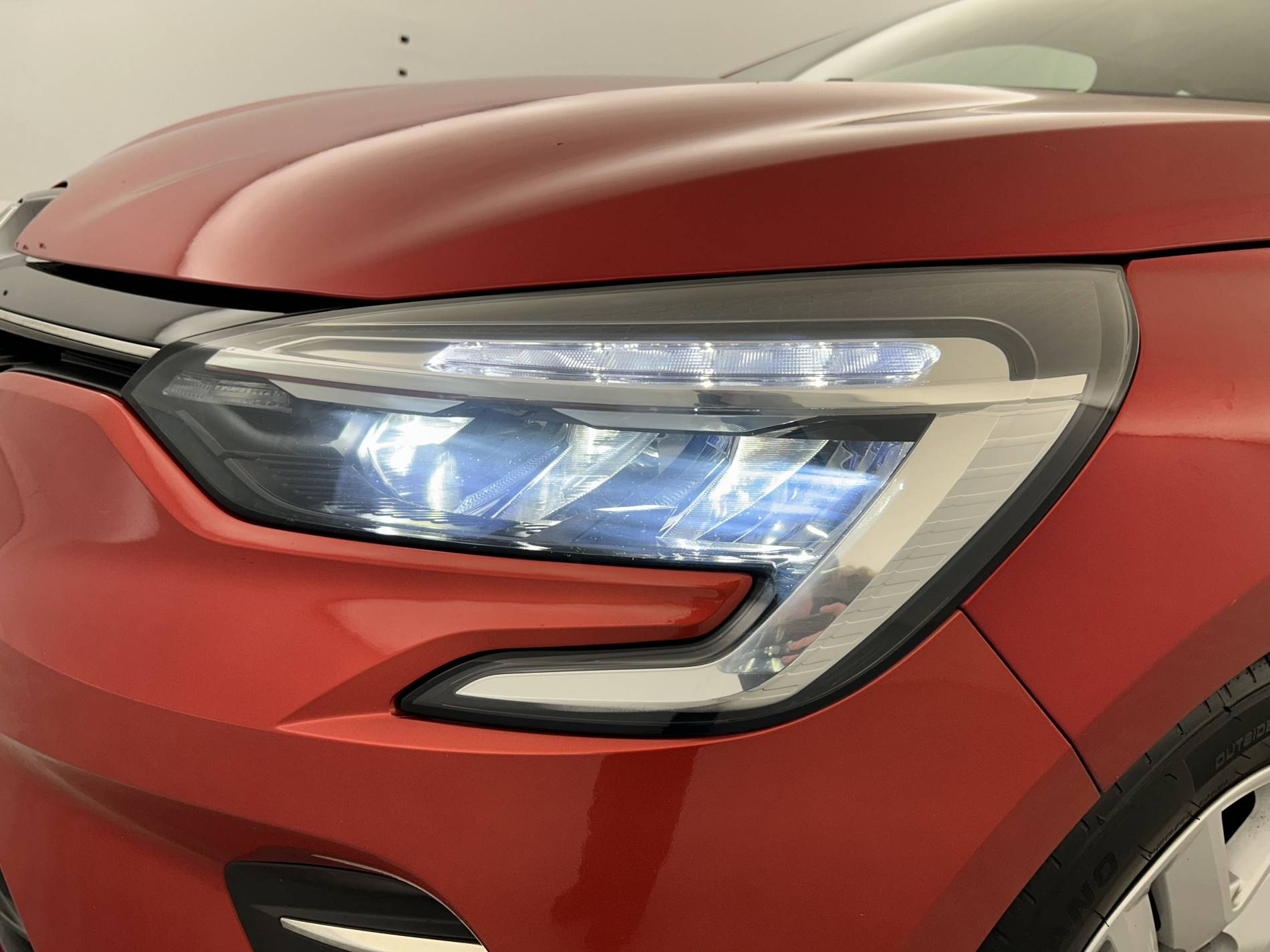 Vente en ligne Renault Clio 5 Clio TCe 100 GPL - 21N au prix de 13 500 €