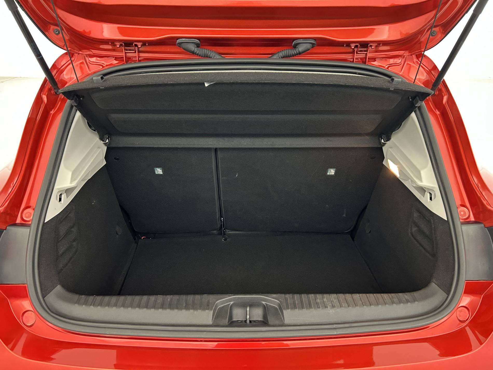 Vente en ligne Renault Clio 5 Clio TCe 100 GPL - 21N au prix de 13 500 €