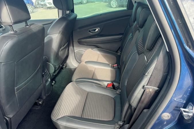 Vente en ligne Renault Scenic 4 Scenic Blue dCi 120 EDC au prix de 19 990 €