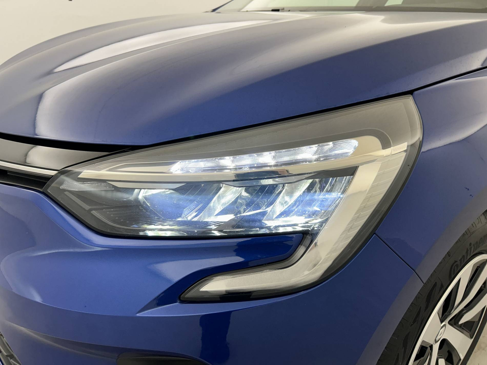 Vente en ligne Renault Clio 5 Clio TCe 90 au prix de 14 500 €