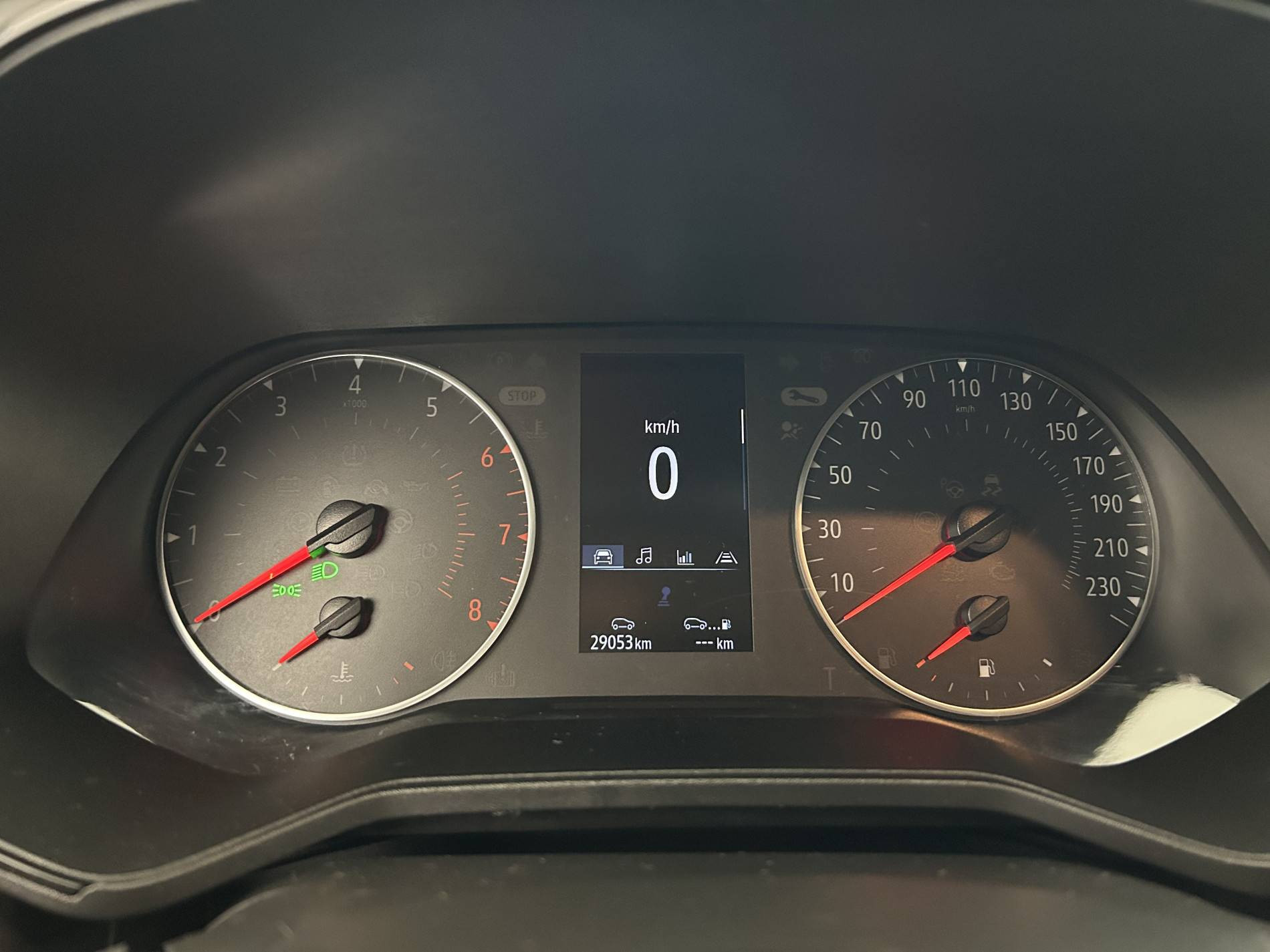 Vente en ligne Renault Clio 5 Clio TCe 90 au prix de 14 500 €